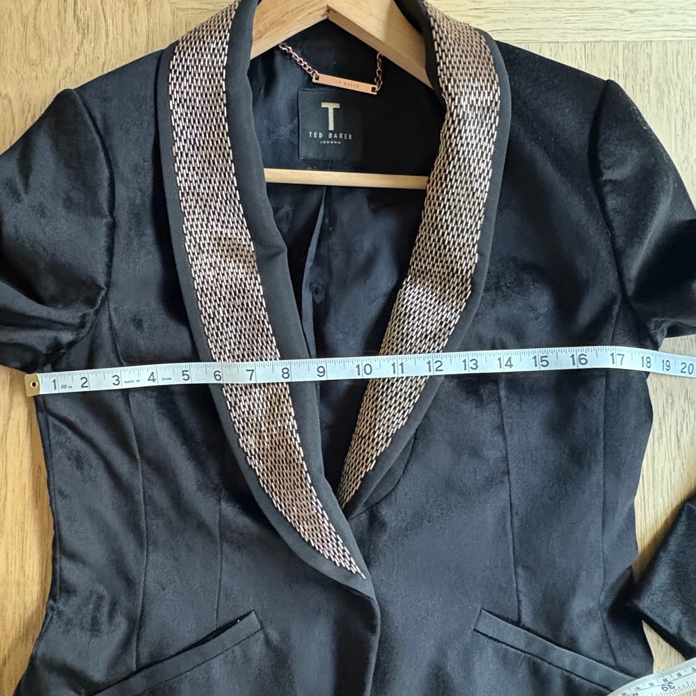 $395 TED BAKER London Kairaa Blk Velvet Suit Jacket Chain‎ Collar Blazer US2/UK6 - Picture 10 of 16